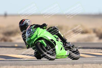 media/Dec-07-2025-CVMA (Sun) [[3e7d2de5dc]]/Race 11-Formula 2-CVMA Hooligans-American Thunder/